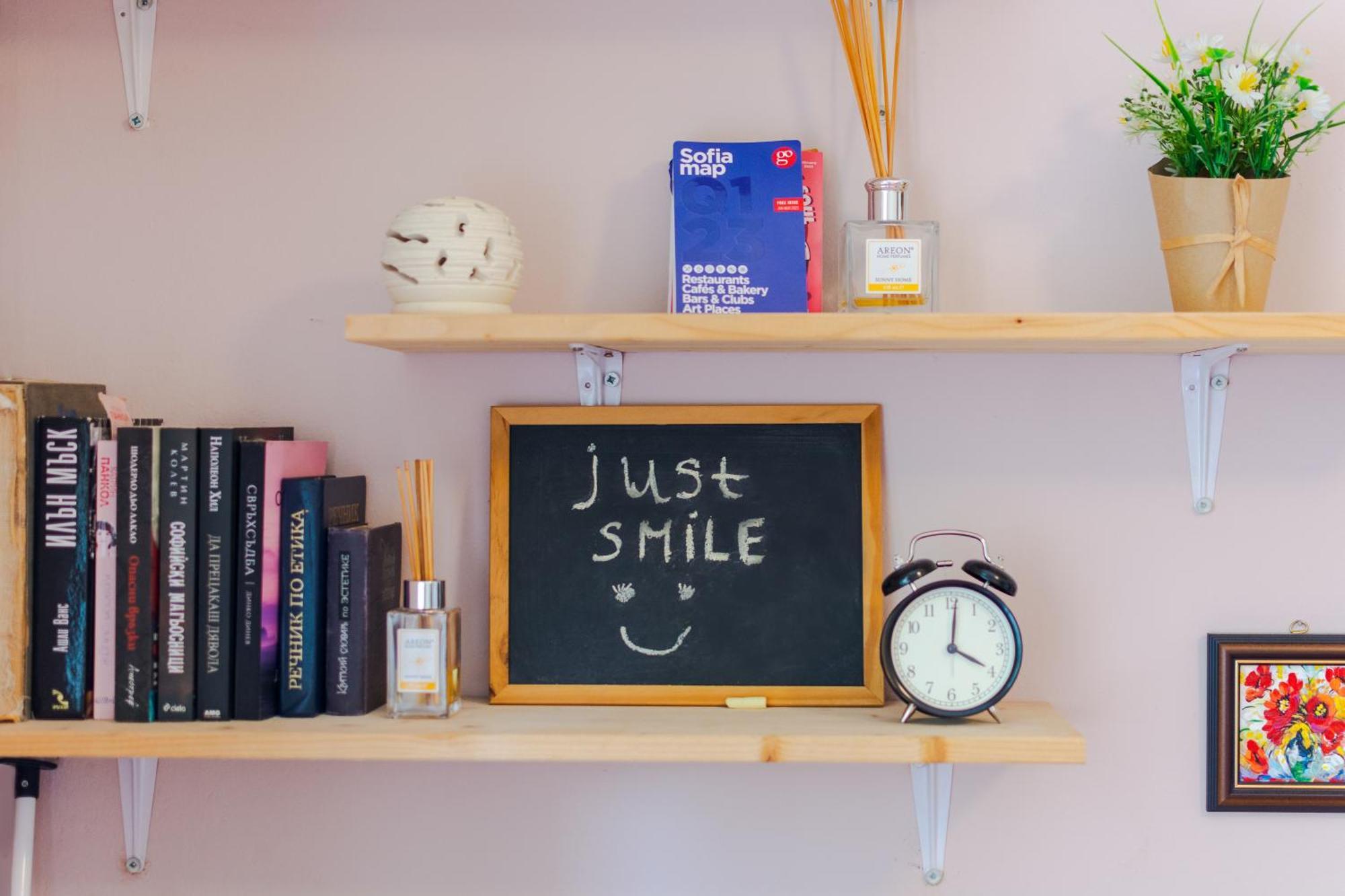 The Top Spot - Cute Little Studio In The Center Sofia Luaran gambar