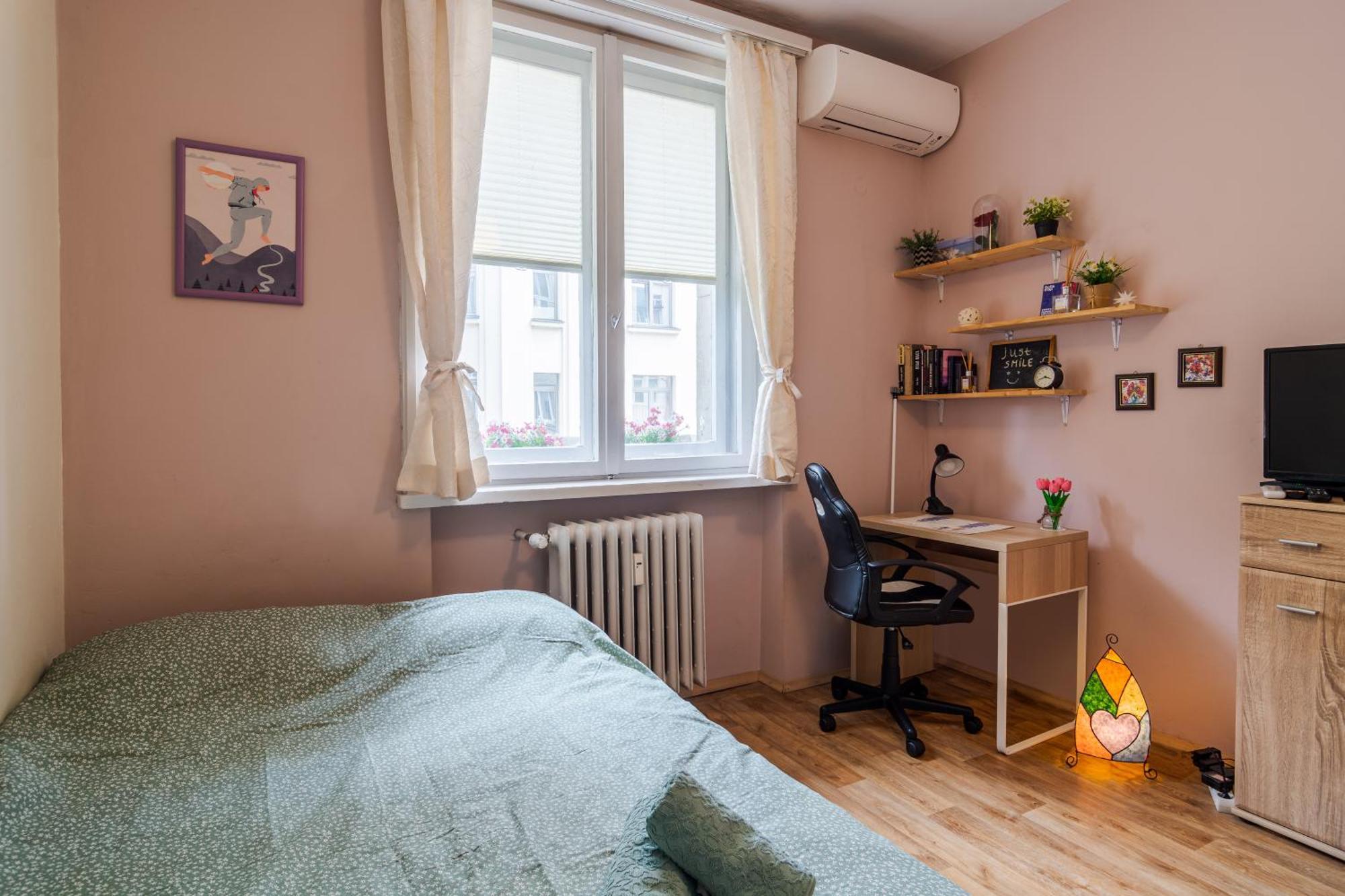 The Top Spot - Cute Little Studio In The Center Sofia Luaran gambar